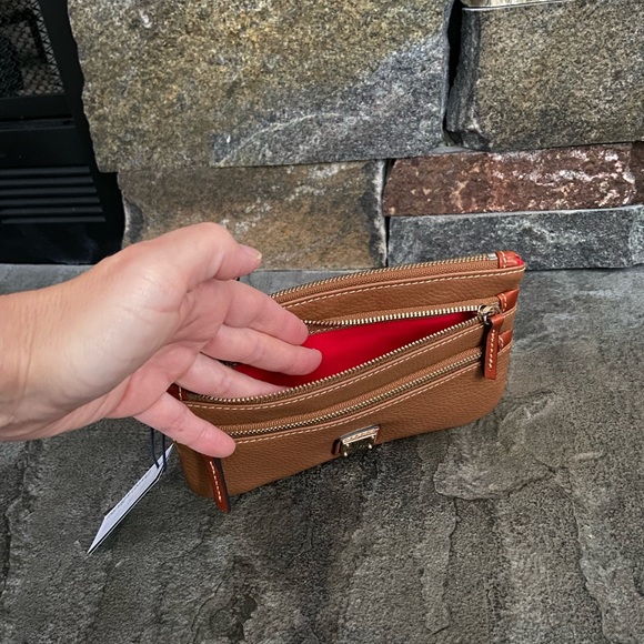 Dooney & Bourke Bags Nwt Dooney Bourke Pebble Grain Triple Zip